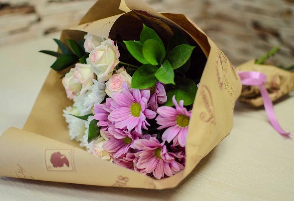 Букет цветов из: Розы и Хризантемы в Давыдово