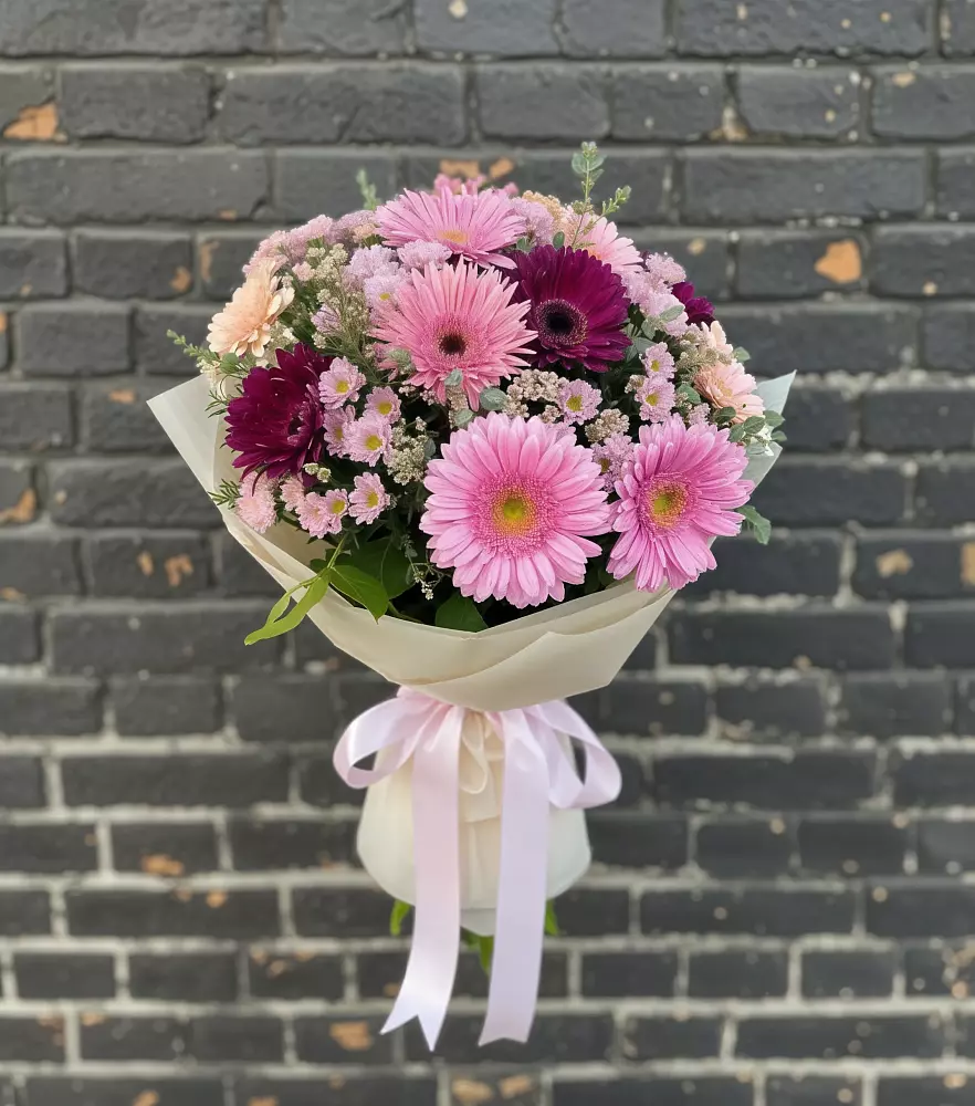 Букет цветов из: Герберы и Хризантемы в Давыдово
