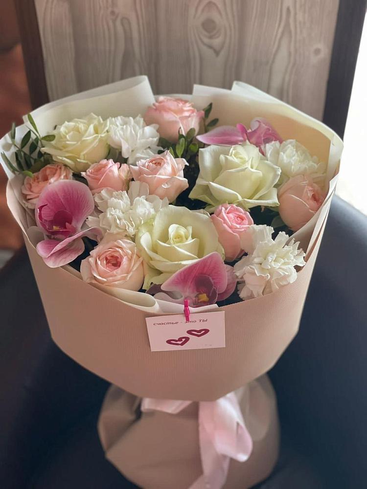 Букет цветов из: Орхидеи, Розы и Гвоздики в Давыдово