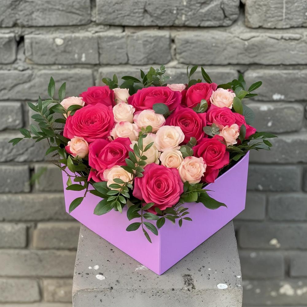 Цветочная композиция из Розы в коробке в Давыдово