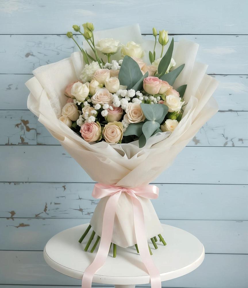 Букет цветов из: Розы и Лизиантусы в Давыдово