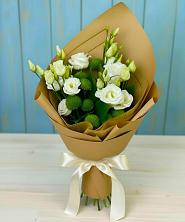 Букет цветов из:  Хризантемы и Лизиантусы в Давыдово