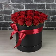 Цветочная композиция из Розы в шляпной коробке в Давыдово