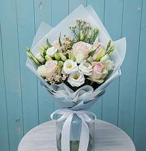 Букет цветов из:  Розы и Лизиантусы в Давыдово