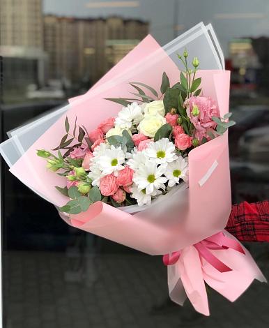 Букет цветов из: Розы, Лизиантусы и Хризантемы в Давыдово